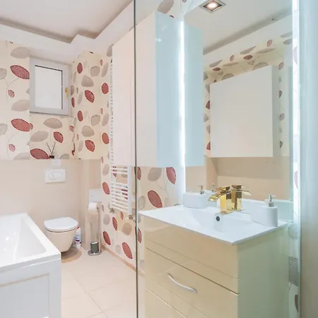 Apartment Luxurious With Swimming Pool - Herastrau Park
