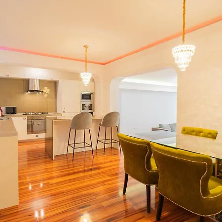 Luxurious With Swimming Pool - Herastrau Park *