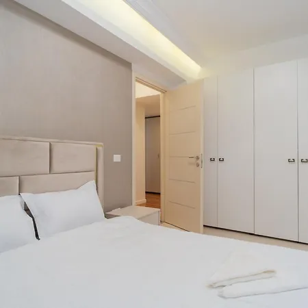 Appartement Luxurious With Swimming Pool - Herastrau Park *