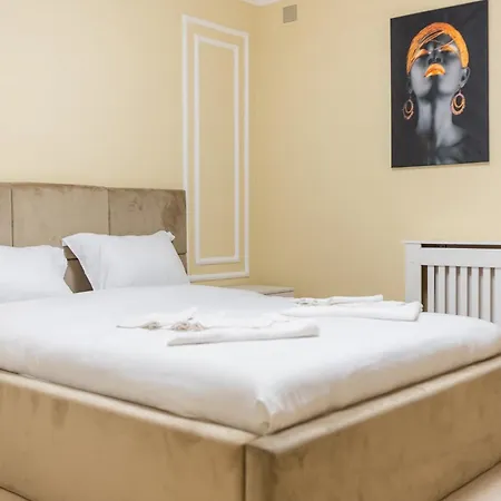 Luxurious With Swimming Pool - Herastrau Park Apartment *
