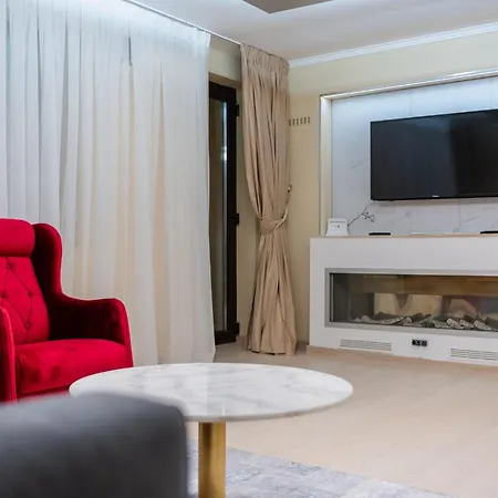 Luxurious With Swimming Pool - Herastrau Park Apartment