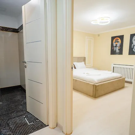 Luxurious With Swimming Pool - Herastrau Park Appartement *